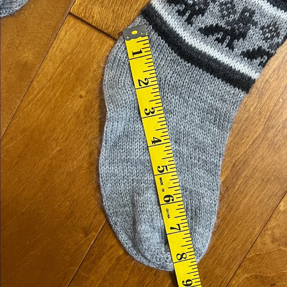 Hand Knit Gray Wool Blend Knee High Socks One Size Nordic Folk Vintage Cozy Wint